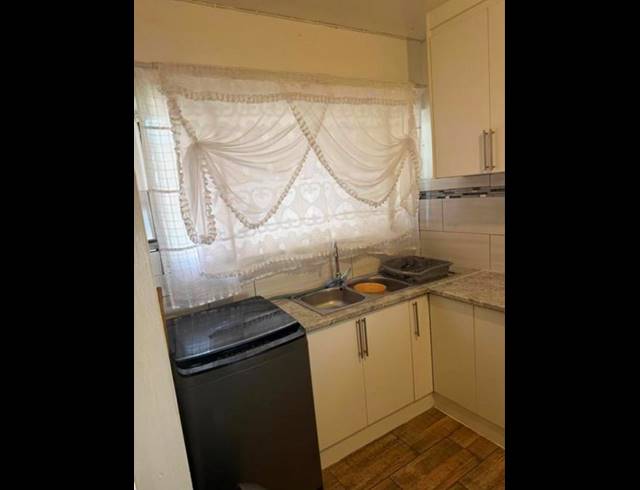 2 BEDROOM APARTMENT FOR SALE IN FLORIDA